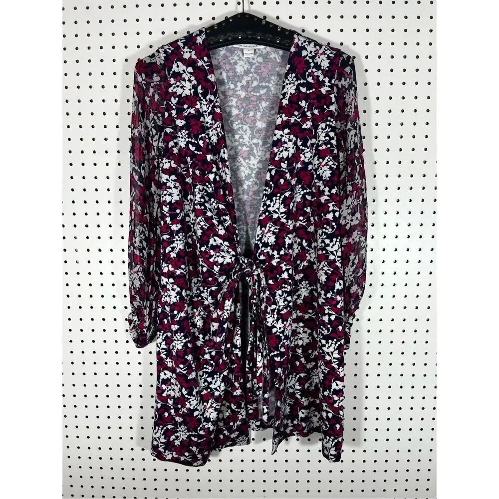 Diane Von Furstenberg Floral Print Long Sleeve Silk blend wrap Dress size 4